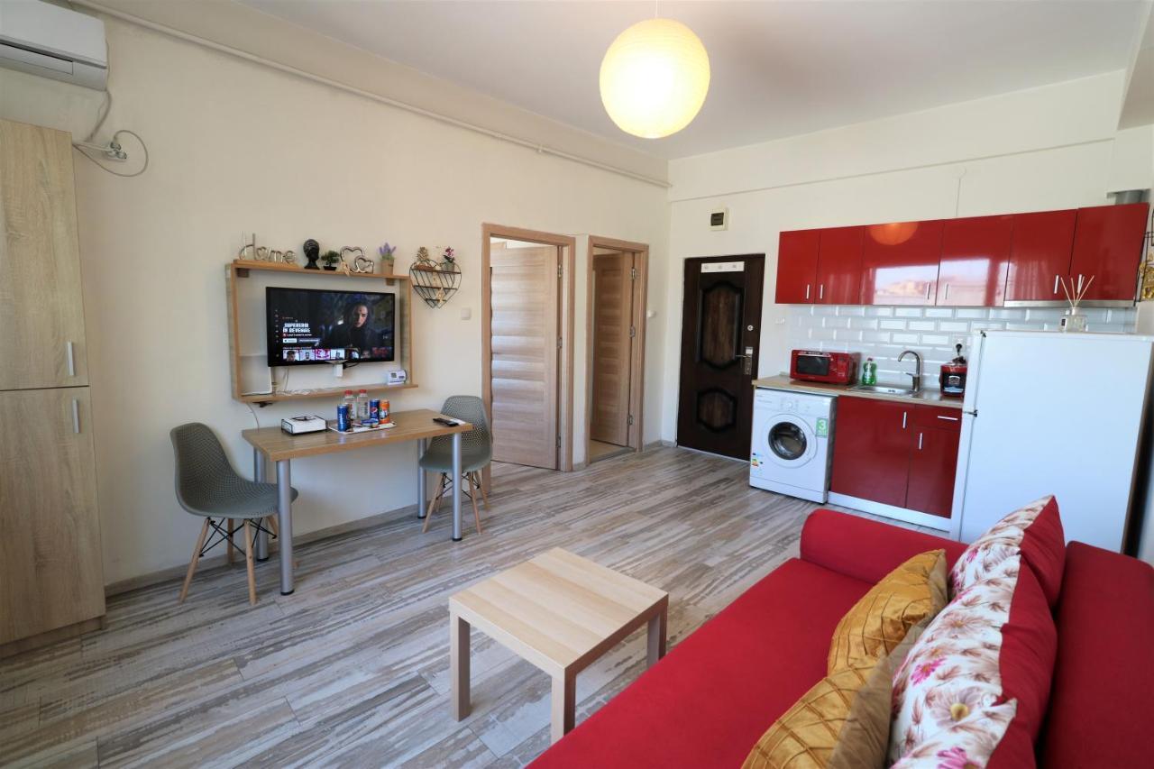 Charming Cozy Apartment - Old Town - Free Minibar Бухарест Экстерьер фото