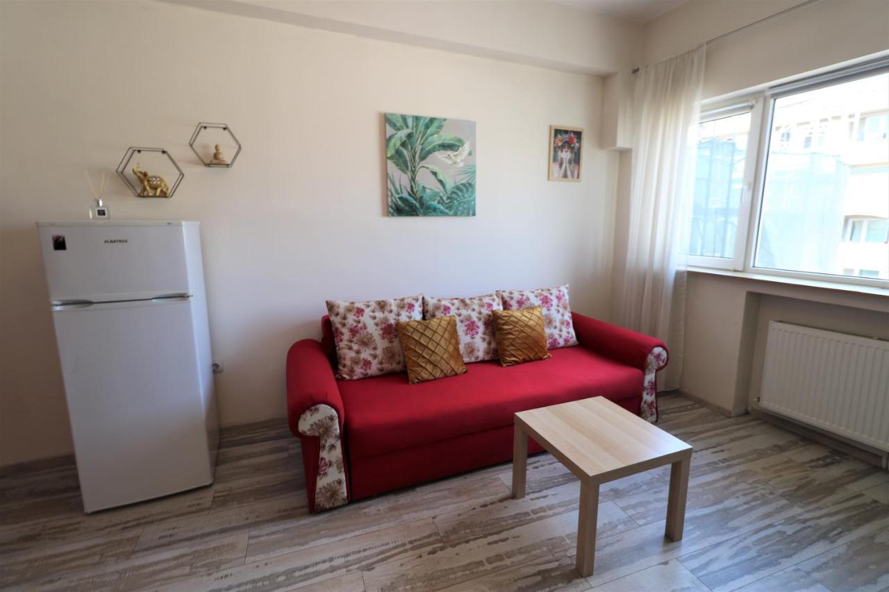 Charming Cozy Apartment - Old Town - Free Minibar Бухарест Экстерьер фото